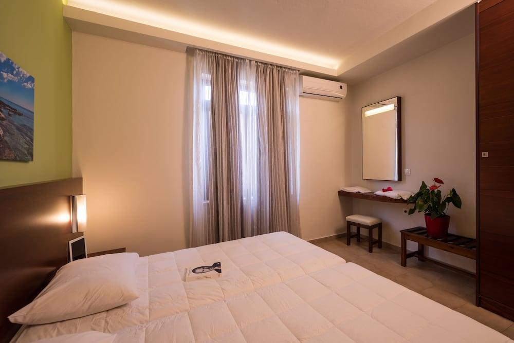 Oscar Suites & Village Agia Marina Eksteriør bilde