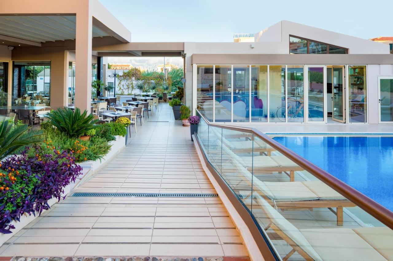 Oscar Suites & Village Agia Marina Eksteriør bilde